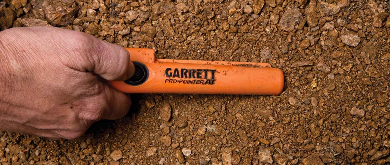 garrett-pro-pointer-at